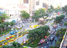 HCM City lights up streets for upcoming Tet festival